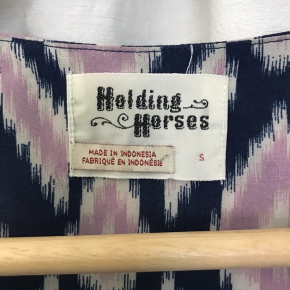 Holding Horses Ikat tunic - Picture 7 of 10